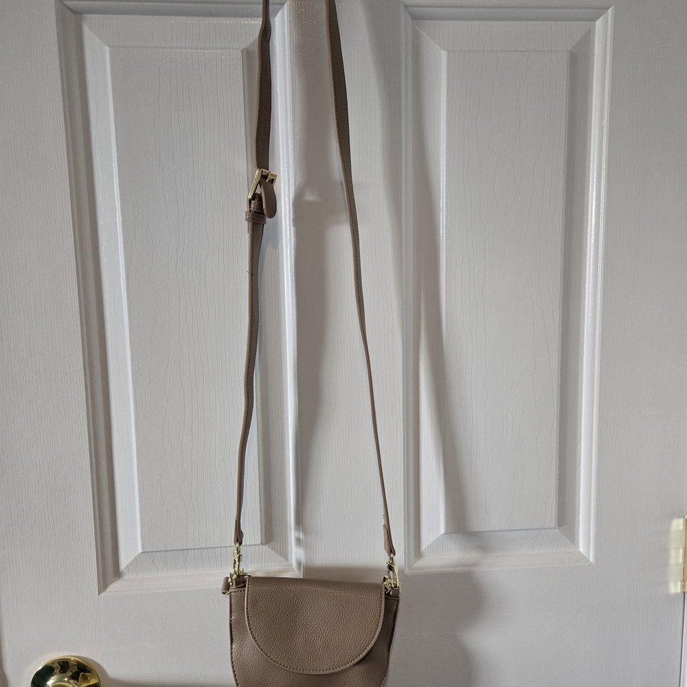 Chic Brown Crossbody Bag